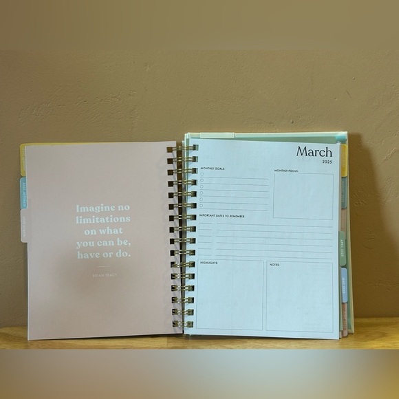 MANIFESTING MY DREAMS 12 MONTH PLANNER MADE BY ECCOLO. SPIRAL BOUND NWTS. - Picture 8 of 14